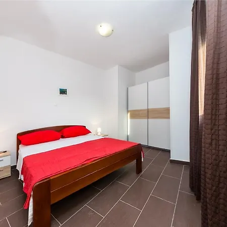 Apartment Luciano *